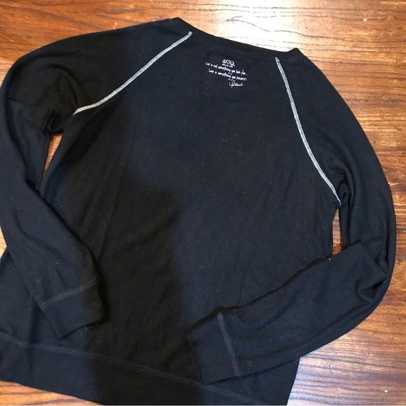 ✌️peace love world Sweatshirt - Picture 4 of 11